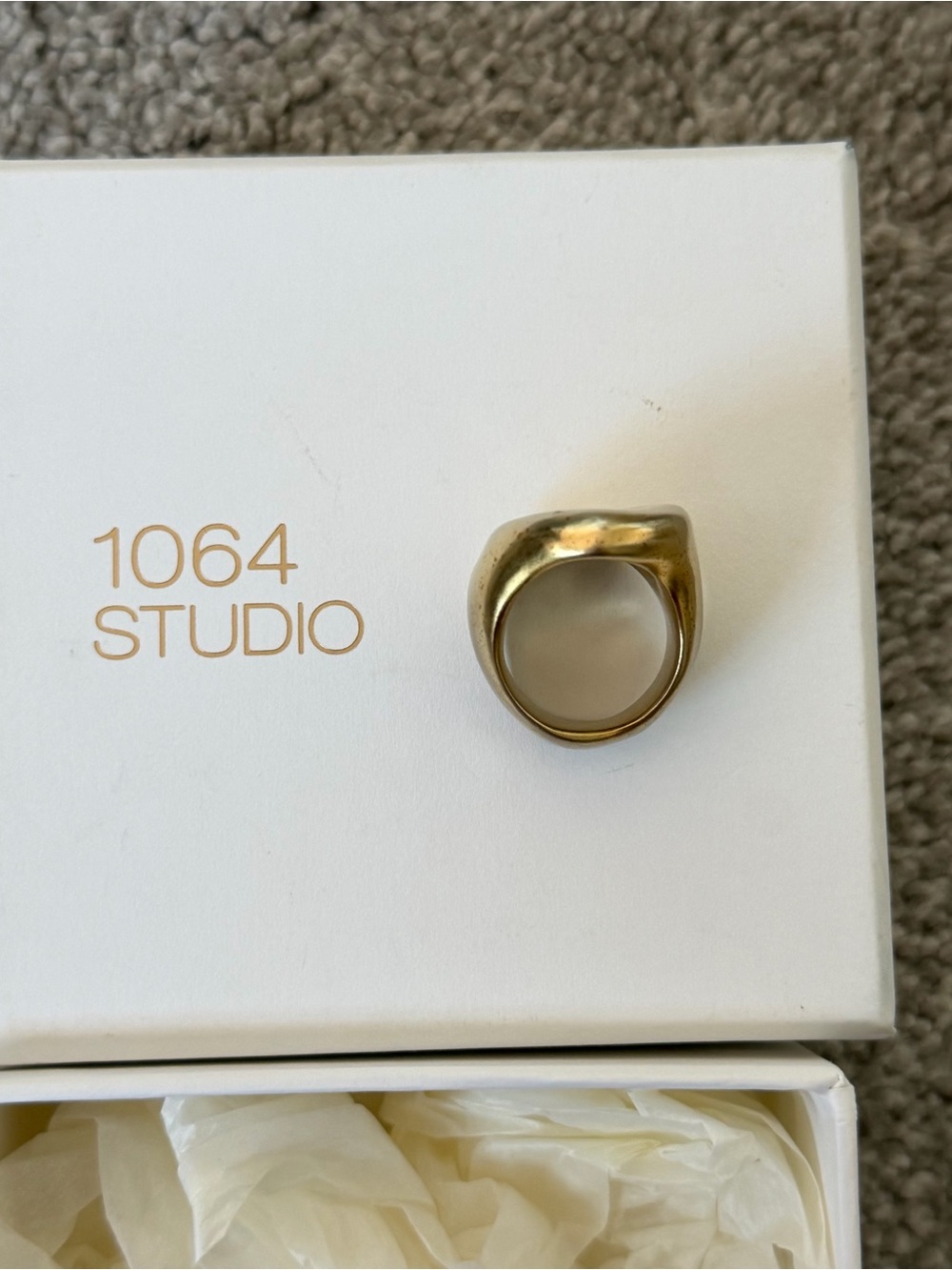1064 Studio Gold Dome Signet Ring